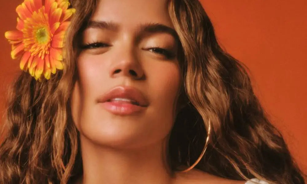 Karol G presenta el álbum ‘Tropicoqueta’